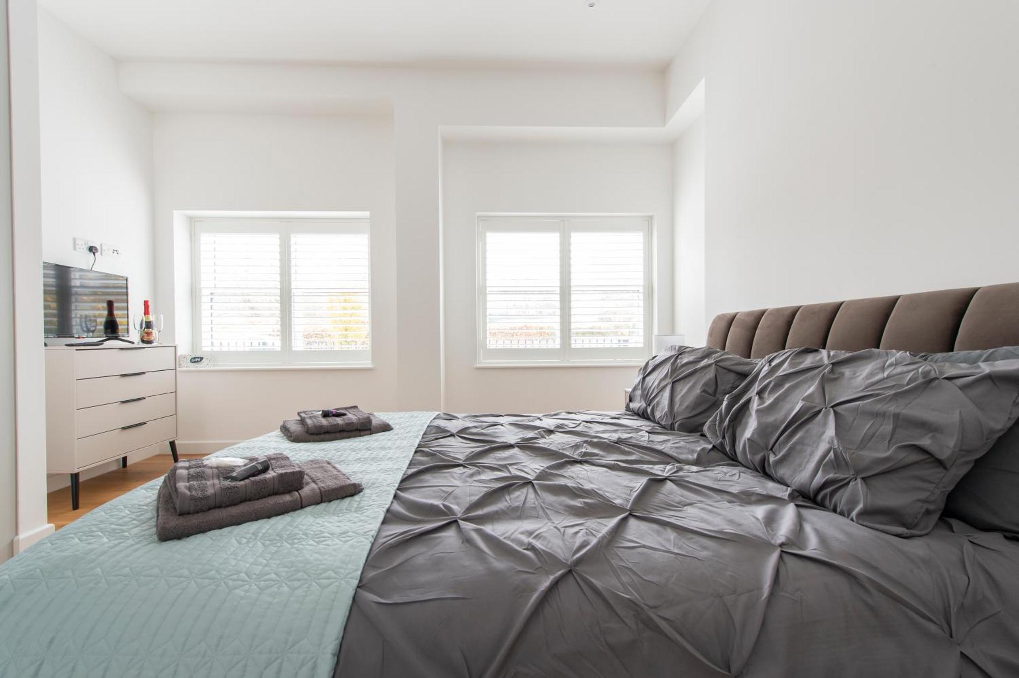 Exquisite 3Br Duplex Period Conversion, Air-Con & Amenities London Luaran gambar